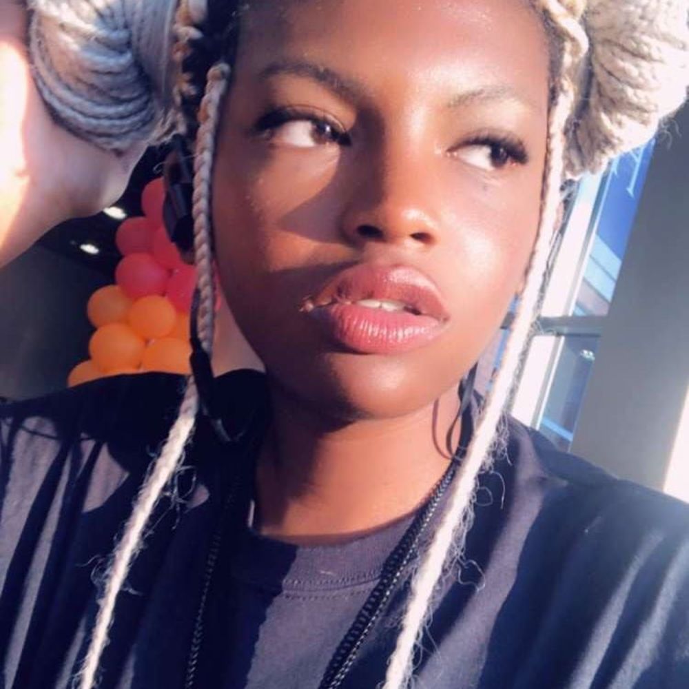 Meet your Posher, A'maria